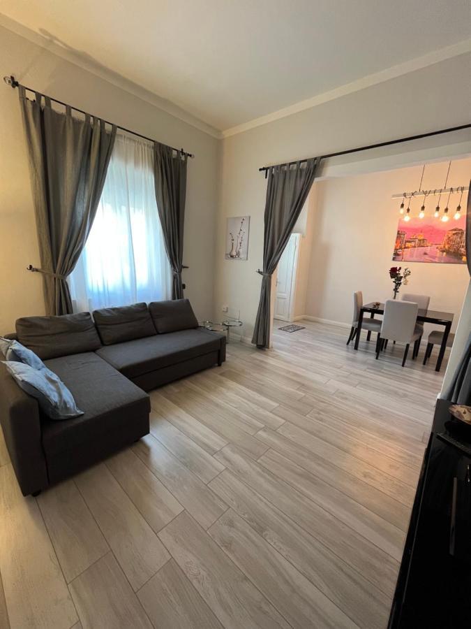 Grazioso Appartamento In Zona Centrale. Montecatini Terme Exterior photo